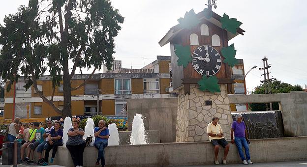 Reloj Cucú de Villa Carlos Paz cumple 60 años.-