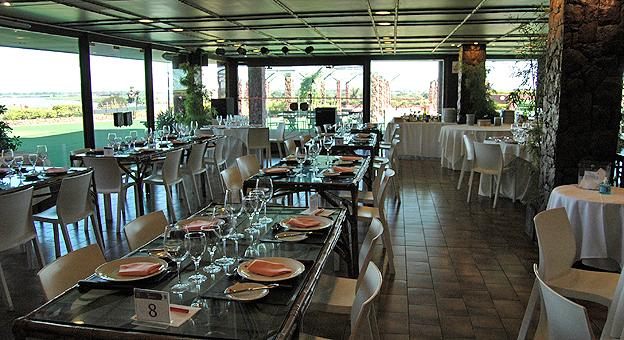 Yacht Golf Club Restaurante Parrilla