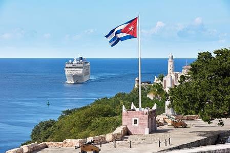 MSC Armonia en Cuba