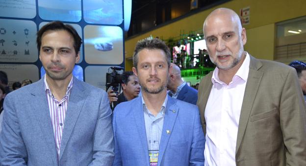 El secretario de Turismo de Las Heras, Guillermo Barletta, junto a Sebastian Boldrini y Julio Bañuelos.