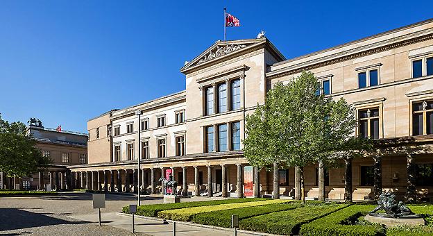 Asiento de caja para Nefertiti Asiento de caja para Nefertiti