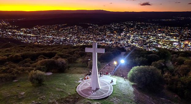 Cerro La Cruz, paseos nocturnos