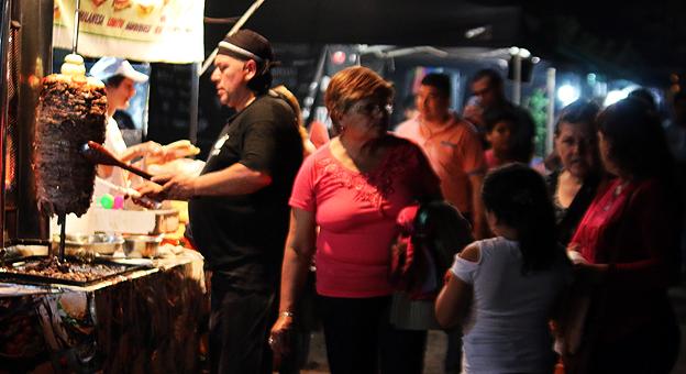 Puestos de gastronomía